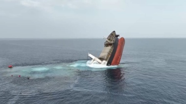 Hutíes confirman el hundimiento de un segundo barco en 24 horas en el Mar Rojo: El granelero 'Eternity C' se suma al 'Magic Seas'