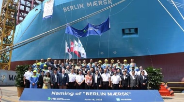 Maersk incorpora el portacontenedores más grande propulsado por metanol a su flota