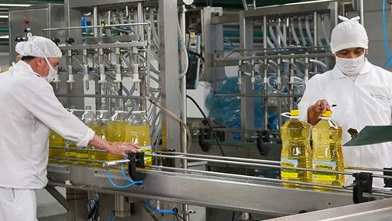 dataPORTUARIA Saluda a los Trabajadores Aceiteros en su Día