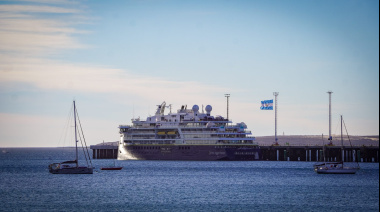 Puerto Madryn inicia la temporada de cruceros 2025/2026