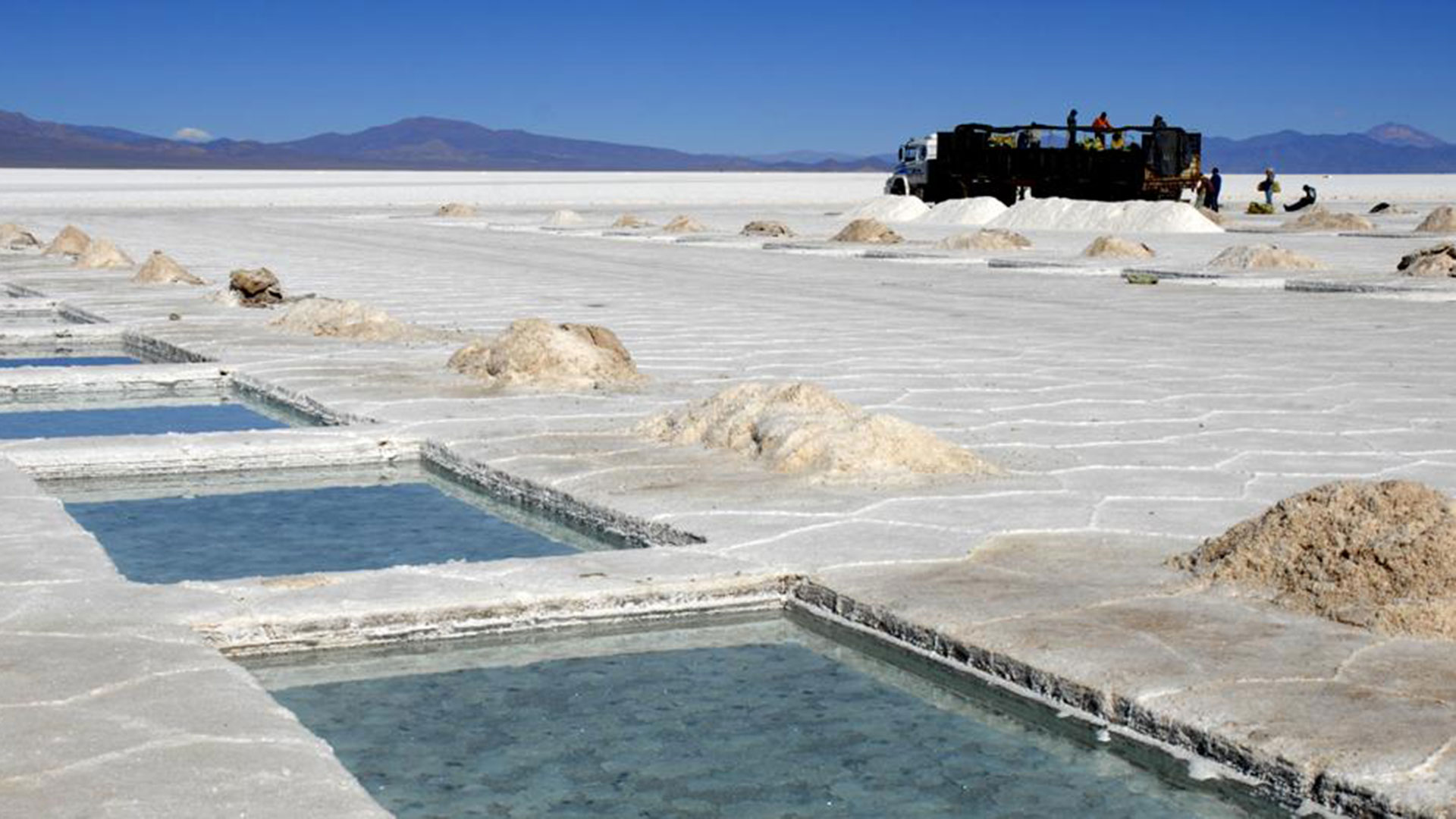 Argentina y Francia refuerzan su alianza en minería con foco en el litio