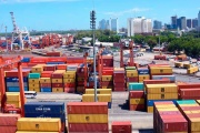 Una economía paralela de USD 467 mil millones desafía la logística mundial