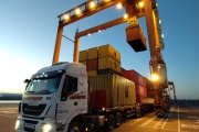 TecPlata impulsa el transporte sustentable con nueva operación de bitrenes al interior del país