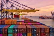 El comercio exterior creció 14% en marzo, pero el superávit cayó por más importaciones