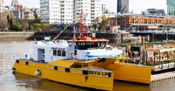 Grupo Servicios Marítimos incorpora la lancha de prácticos ZEYA LP: Un paso adelante en innovación y seguridad en el Río de la Plata