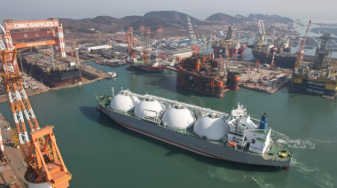 YPF, Shell y Eni reordenan su plan de trabajo para acelerar el proyecto de GNL en Vaca Muerta