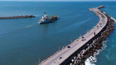 Puerto Quequén ejecuta obras de reemplazo en el sistema de iluminación de la escollera sur para garantizar la operatividad y seguridad