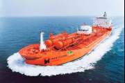 La demanda de combustibles renovables impulsa la expansión de flota de NYK y Stolt Tankers.