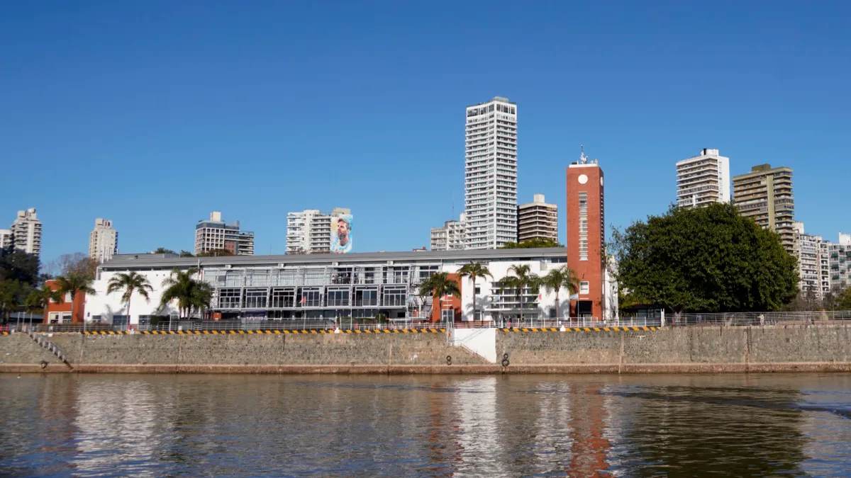 Santa Fe invertirá $ 3.914 millones en la reconstrucción del muelle de la Terminal Fluvial de Rosario
