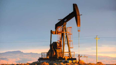 La producción petrolera de Argentina alcanza un hito histórico e impulsa al país a ser el 15% de la oferta regional