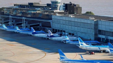 Pilotos inician segunda jornada de asambleas: Afectados 7.000 pasajeros y cerca de 60 vuelos.