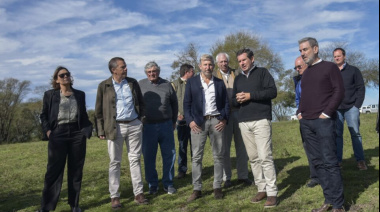 Con apoyo del Gobierno provincial, La Paz avanza en la construcción de su segundo puerto cerealero