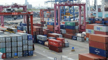 El intercambio comercial con Brasil crece en agosto, pero Argentina acumula un déficit de USD 4.142 millones