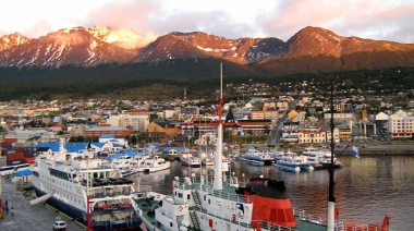 El puerto de Ushuaia busca afianzar su rol logístico y reducir la dependencia terrestre