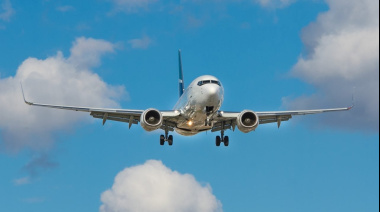 La IATA proyecta un déficit de combustibles sostenibles hacia 2050 sin grandes inversiones en logística