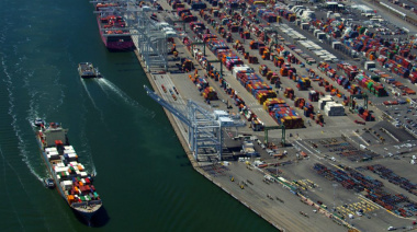 La volatilidad arancelaria altera los flujos de carga en el Puerto de Oakland en septiembre