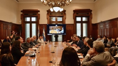 Arreseygor planteó una reconfiguración portuaria y logística ante la UIA