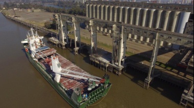 Proyecto de Ley del Centro de Capitanes propone la derogación de artículos del REGINAVE para fortalecer la soberanía fluvial