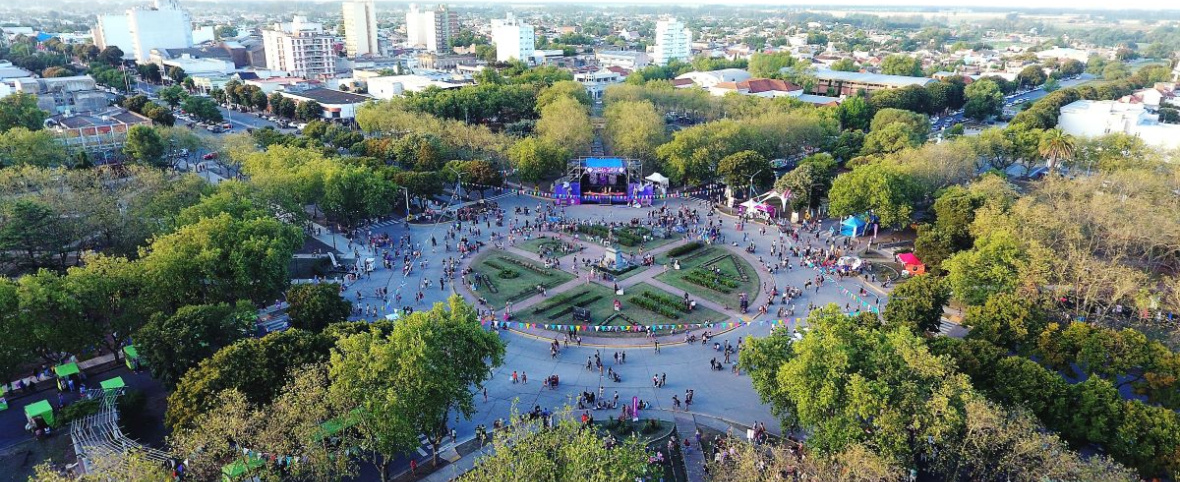 Necochea sin barreras: una tesis que midió la accesibilidad del microcentro y propuso cómo mejorarla
