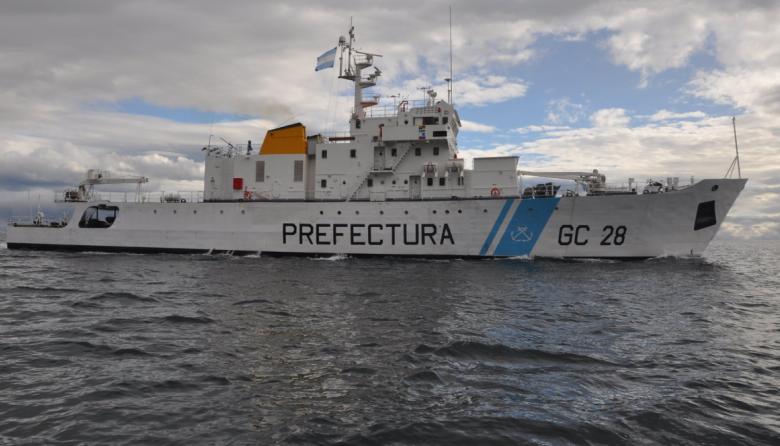 La Prefectura Naval Argentina detectó a dos buques navegando por el mar argentino sin autorización