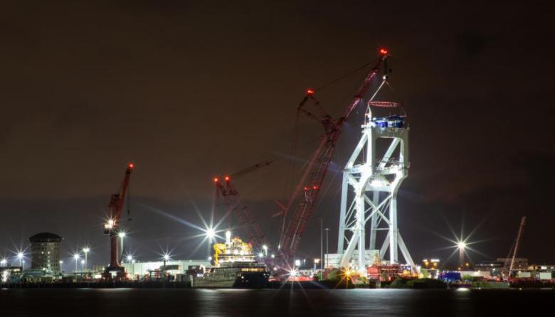 Buque de instalación de carga pesada de Van Oord, entre los más grandes del mundo