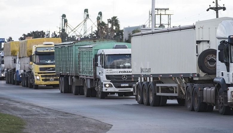 Pongamos un “STOP” para el caos de camiones en los puertos argentinos