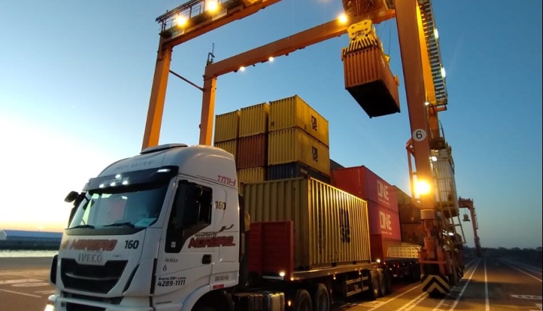 TecPlata impulsa el transporte sustentable con nueva operación de bitrenes al interior del país