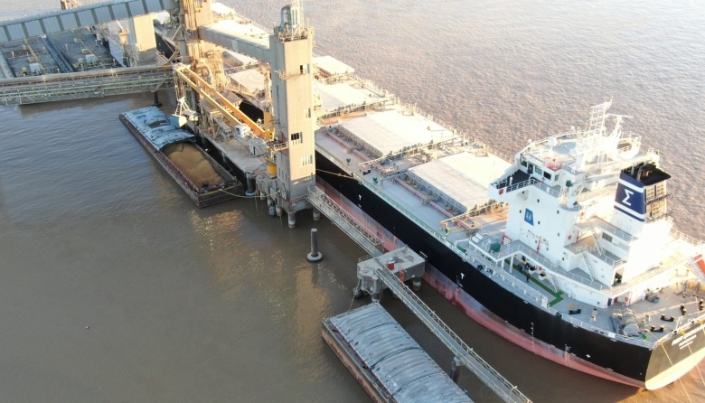 Complejo Portuario General Lagos Incorpora la Primera Grúa Liebherr FCC 310 en Sudamérica
