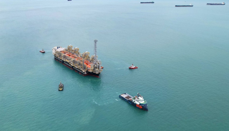GNL en Argentina: YPF y Eni fijan enero de 2026 para la decisión final de su megaproyecto