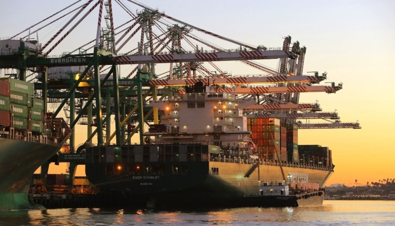 Mercados se desploman tras imposición de nuevos aranceles de EE.UU. a múltiples países: La tasa efectiva sube al 18%