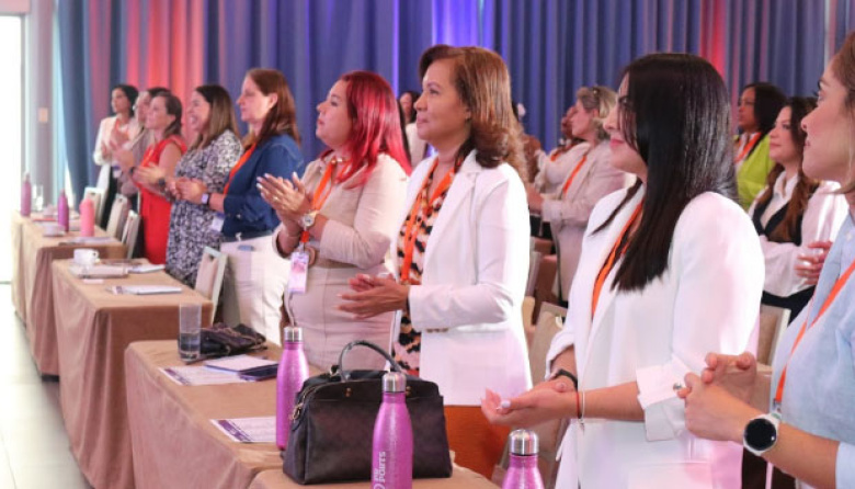 Abren la postulación para las becas LIFE 2026, un programa de liderazgo femenino para el sector marítimo