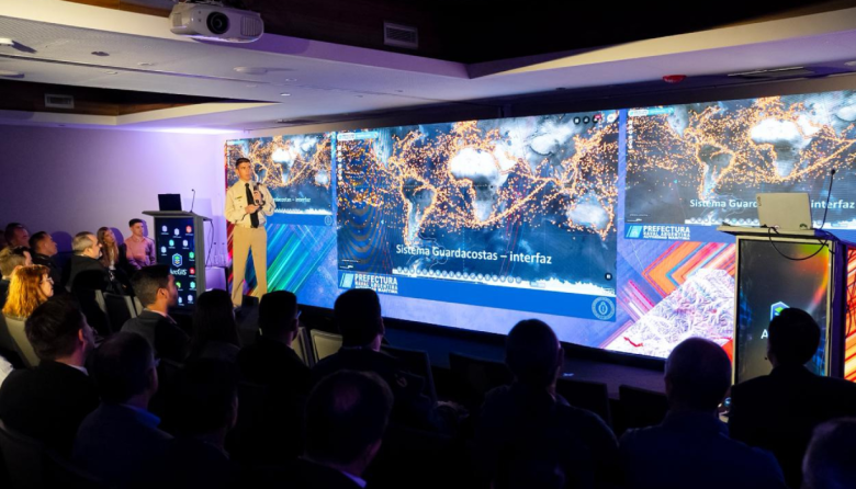 La Prefectura Naval Argentina expone el sistema guardacostas como referente de inteligencia geoespacial en la región