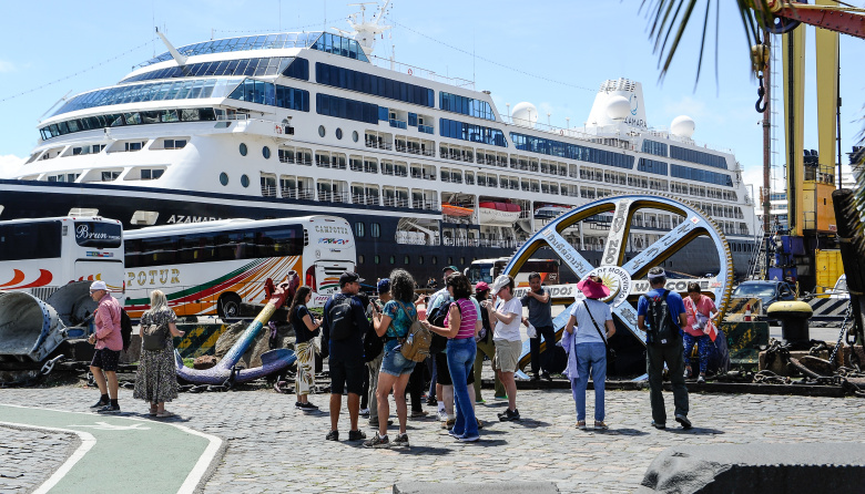 Proyecciones optimistas para la temporada de cruceros en Uruguay 2025-2026