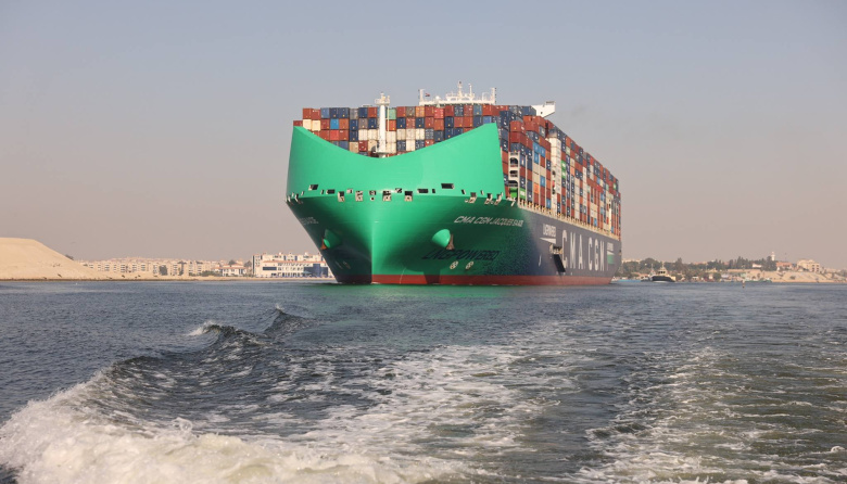 Canal Suez vuelve a respirar: CMA CGM rompe el bloqueo y acorta el mapa del comercio