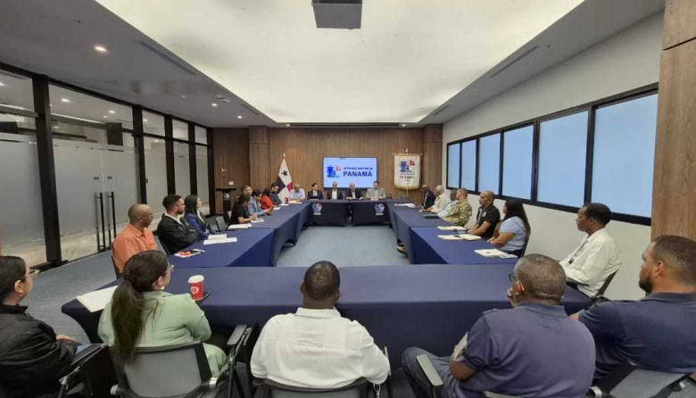 Panamá refuerza los controles de seguridad en los traslados marítimos de la provincia de Colón
