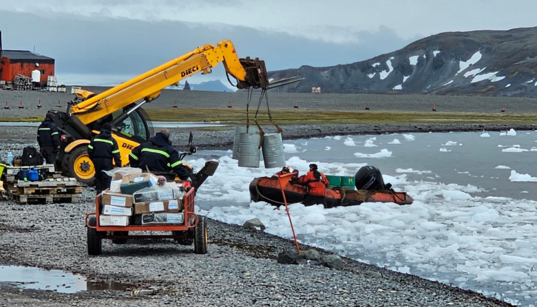 El aviso ARA “Bahía Agradable” inició una nueva etapa de la Patrulla Antártica Naval Combinada