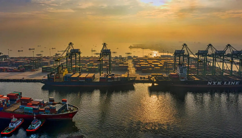 Chartering en Asia: digitalización, rutas intra-regionales y presión regulatoria en el mercado marítimo