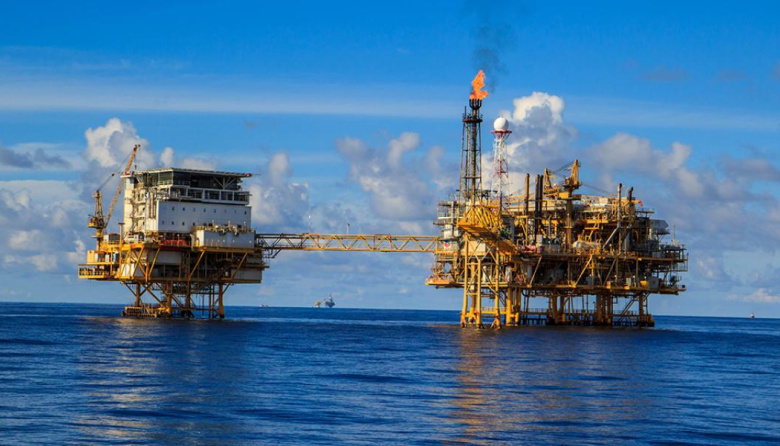 Aranceles en disputa y tensión en Medio Oriente generan ventas masivas y caída del petróleo