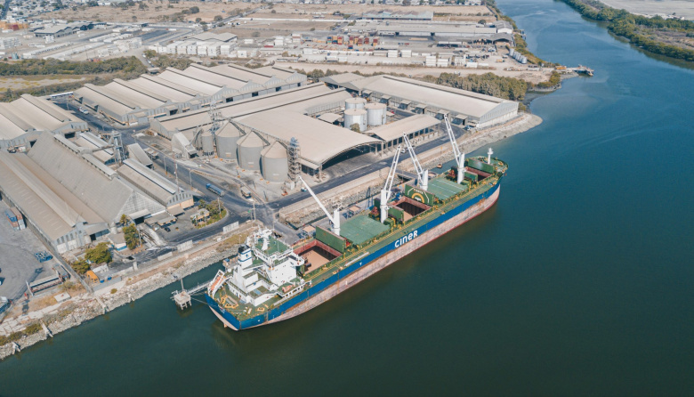 Andipuerto movilizó casi 3 millones de toneladas en 2025 y Andinave se consolida como líder en carga multipropósito en Ecuador