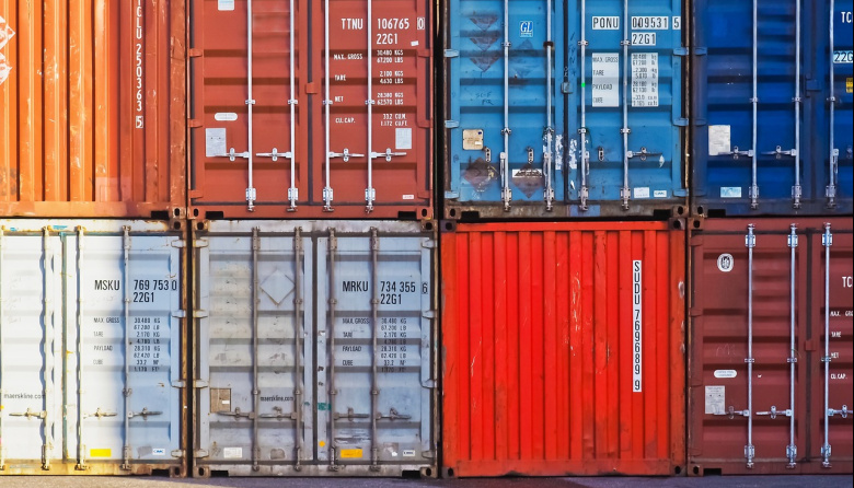 Aduanas de EE.UU. advierte que no puede devolver US$166.000 millones en aranceles declarados ilegales