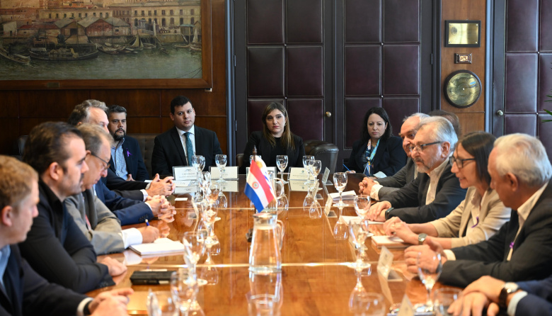 Montevideo y armadores paraguayos refuerzan la agenda portuaria