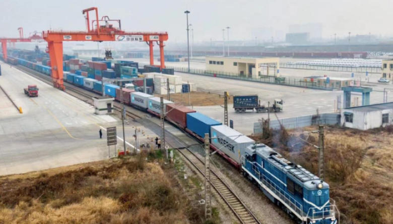 Nuevo tren Wuhan–Bakú refuerza el Corredor Medio ante crisis en Ormuz