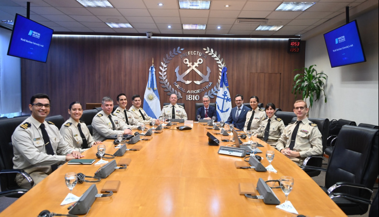 La Prefectura Naval Argentina recibió a autoridades de la Universidad Marítima Mundial