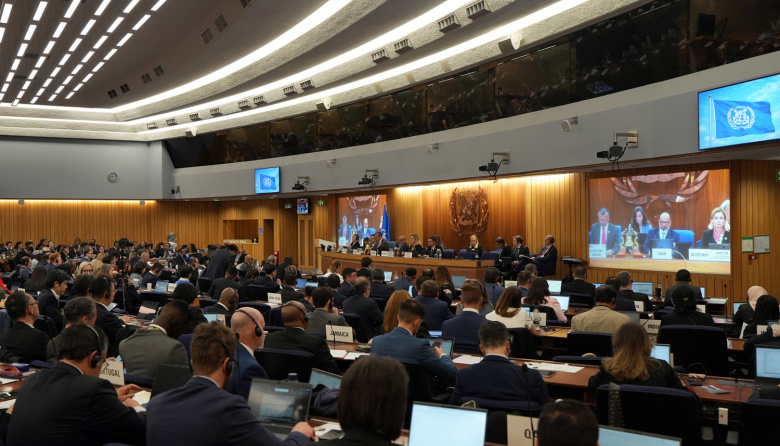 La OMI aprobó nuevas directrices para el registro de buques y la prevención de banderas falsas