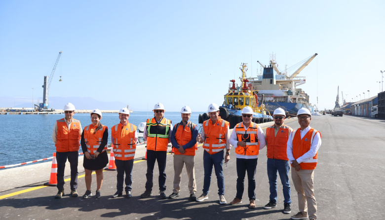 Puerto Antofagasta presentó sus capacidades y proyectos estratégicos a delegación de Argentina y Brasil