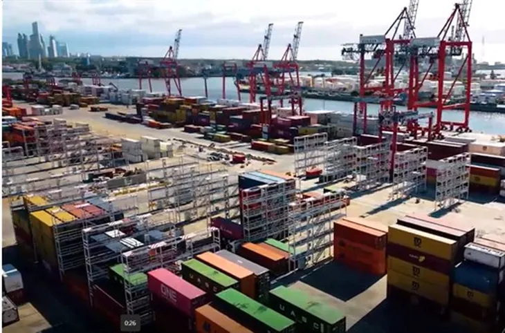 YPF, la Prefectura Naval y el Puerto de Dock Sud realizaron un simulacro de fuga, derrame e incendio en el muelle F