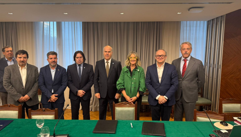 El Consejo Agroindustrial Argentino (CAA) firma un convenio con la SAGyP y el SENASA para potenciar el fortalecimiento y las capacidades técnicas que promuevan mayores exportaciones agroindustriales