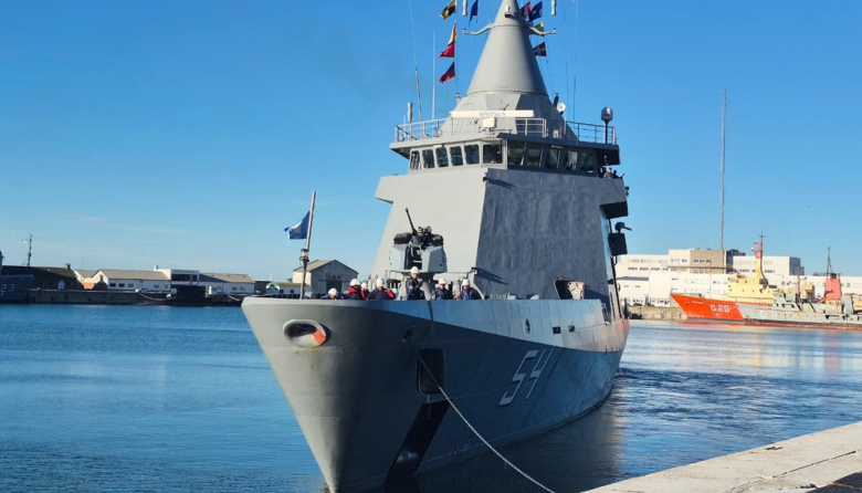 Inició la operación "Mare Nostrum XI" para vigilar la Zona Económica Exclusiva contra la pesca ilegal