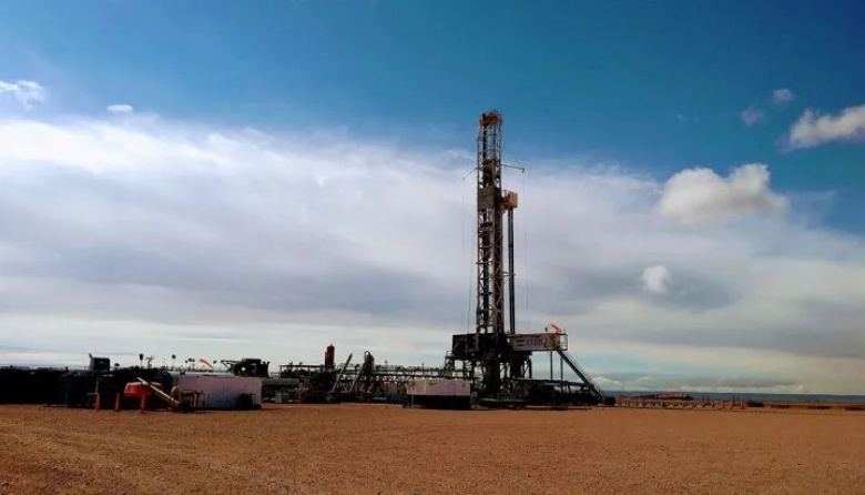 Vista Energy invertirá USD 1.800 millones en 2026 y apunta a superar los 160.000 barriles diarios tras adquirir bloques de Equinor