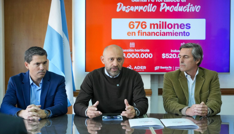 Santa Fe destinó más de $3.200 millones para sostener las cadenas textil, hortícola, frutillera y arrocera